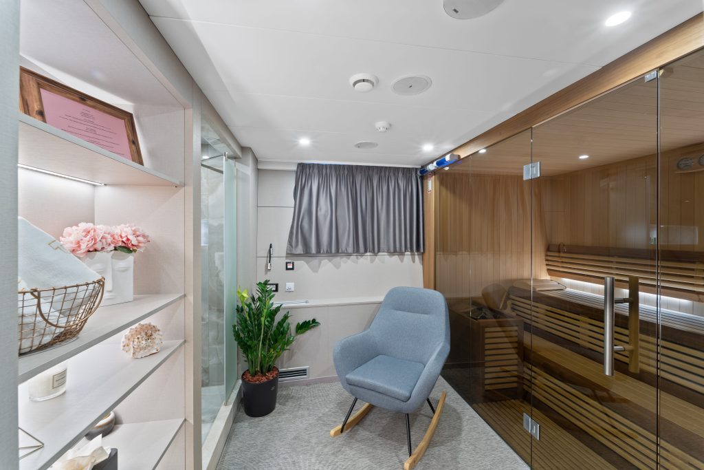 FREEDOM Sauna - Lower deck FREEDOM Sauna - Lower deck