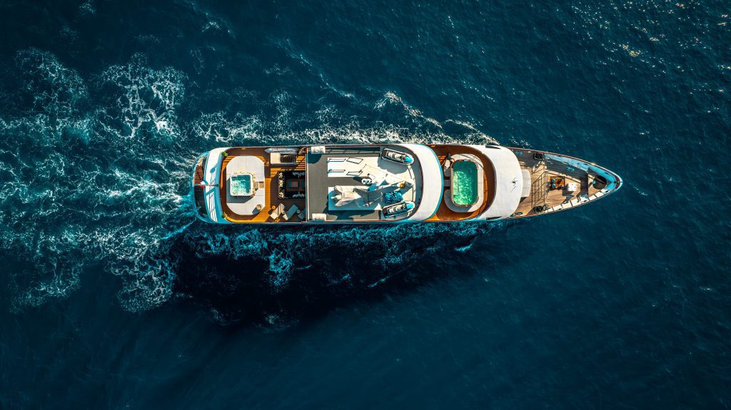 561111186-freedom-exterior22