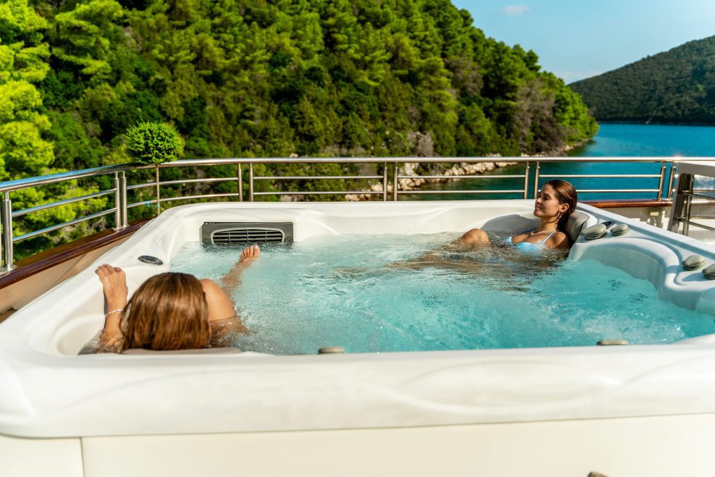 593218824-freedom-lifestyle-exterior-44